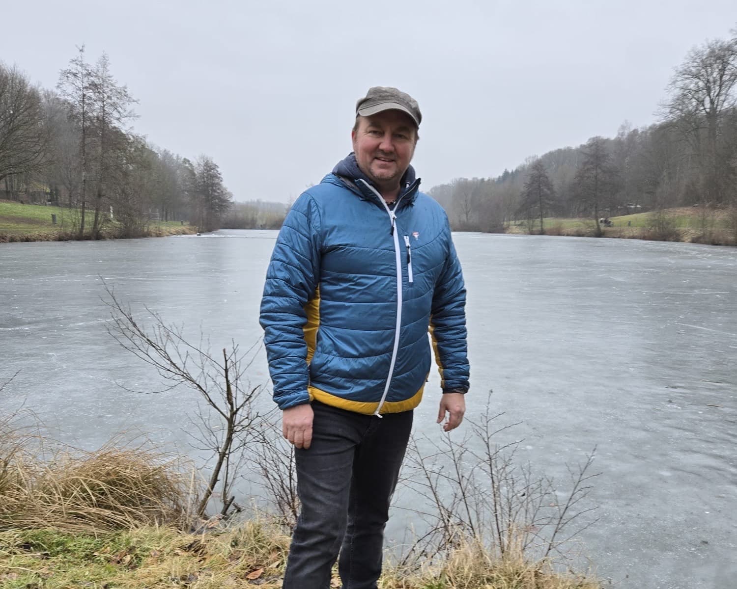 Daniel Heffner draußen im Winter